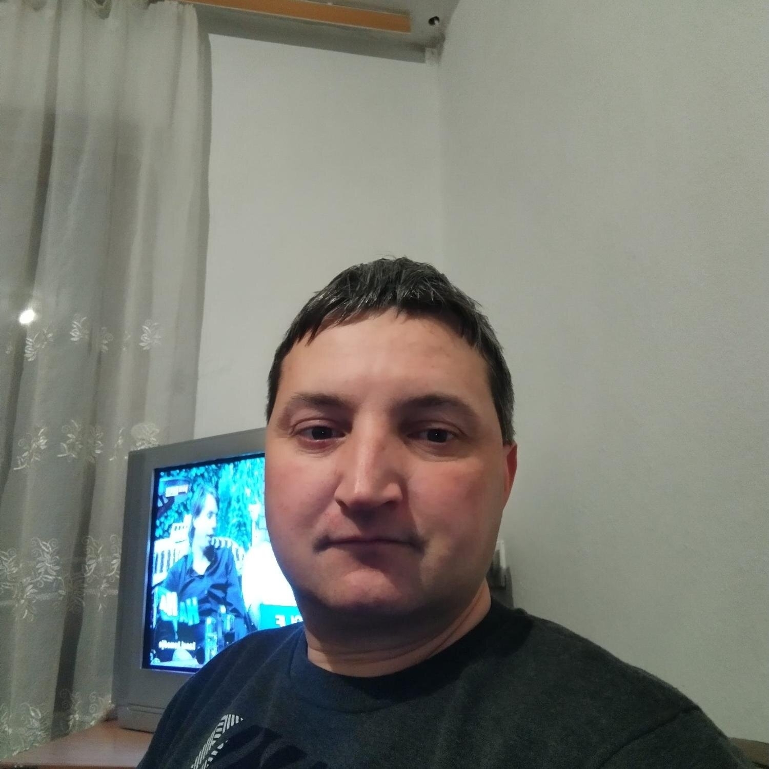 Senad naslovna fotografija